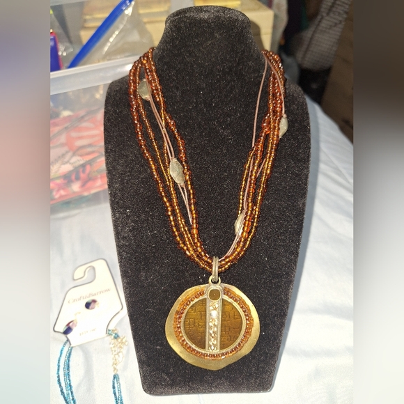 Elegant Gold and Brown Beaded Necklace - Picture 1 of 5